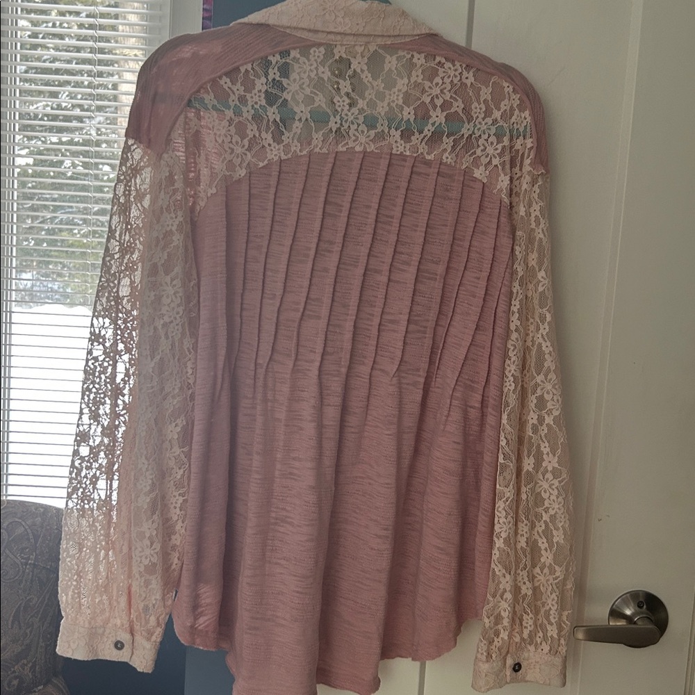 Never Worn Pink Button Down Front Shorter Than Ba… - image 2